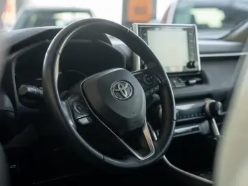 Toyota RAV4 2.5 VVT-i Hybrid Dynamic Plus 4x4 E-CV