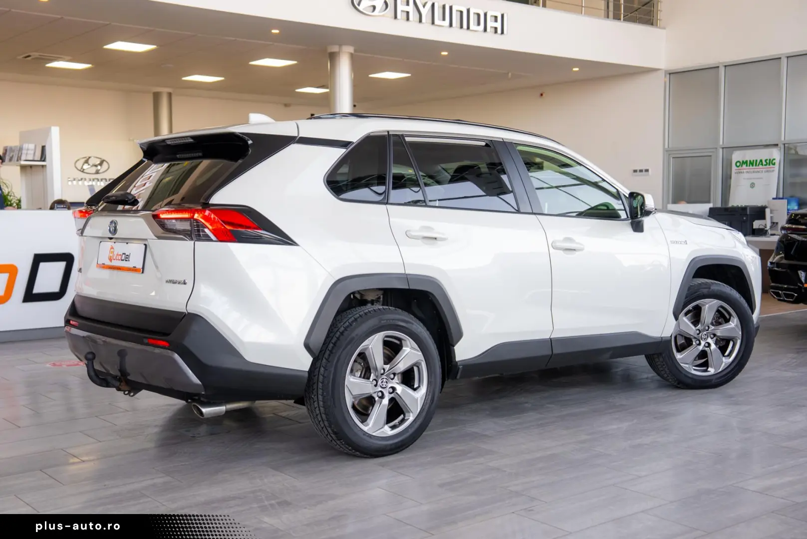 Toyota RAV4 2.5 VVT-i Hybrid Dynamic Plus 4x4 E-CV