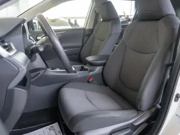 Toyota RAV4 2.5 VVT-i Hybrid Dynamic Plus 4x4 E-CV