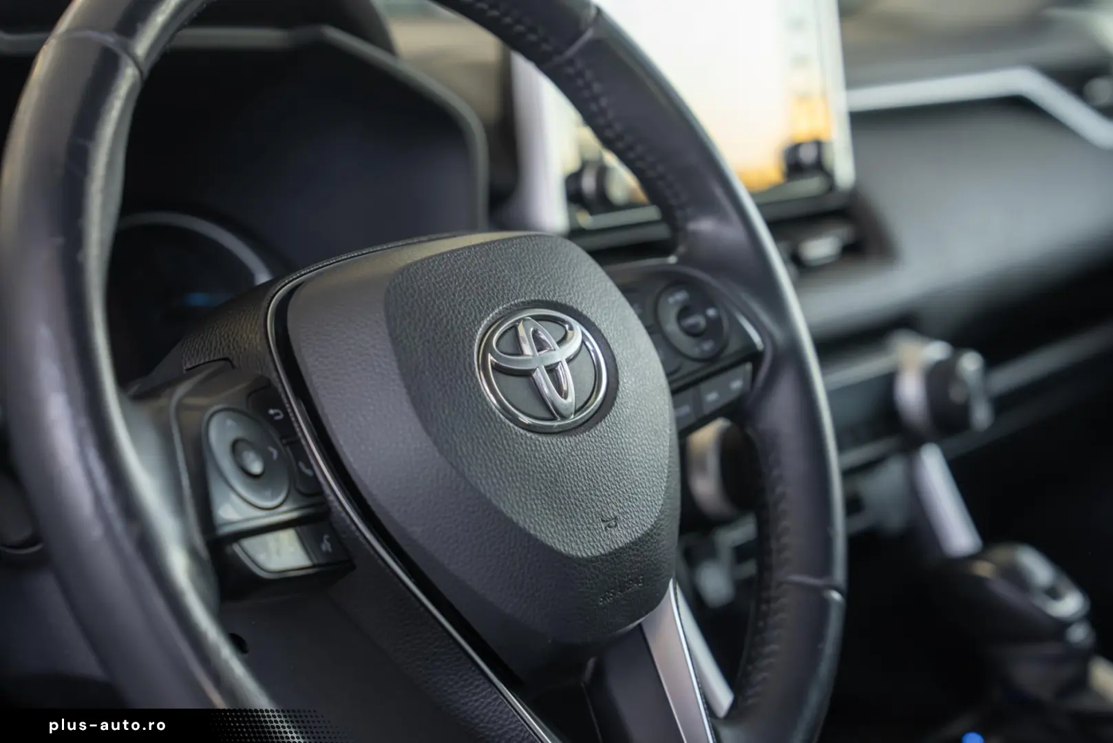 Toyota RAV4 2.5 VVT-i Hybrid Dynamic Plus 4x4 E-CV