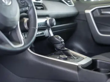 Toyota RAV4 2.5 VVT-i Hybrid Dynamic Plus 4x4 E-CV