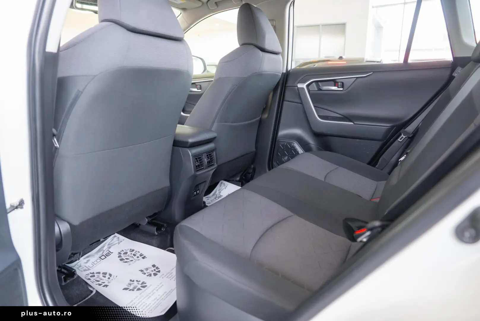 Toyota RAV4 2.5 VVT-i Hybrid Dynamic Plus 4x4 E-CV