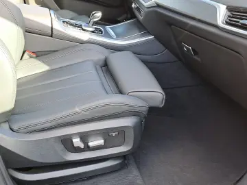 BMW X5 xDrive45e AHK LiveCockpitProf Head-Up Laser