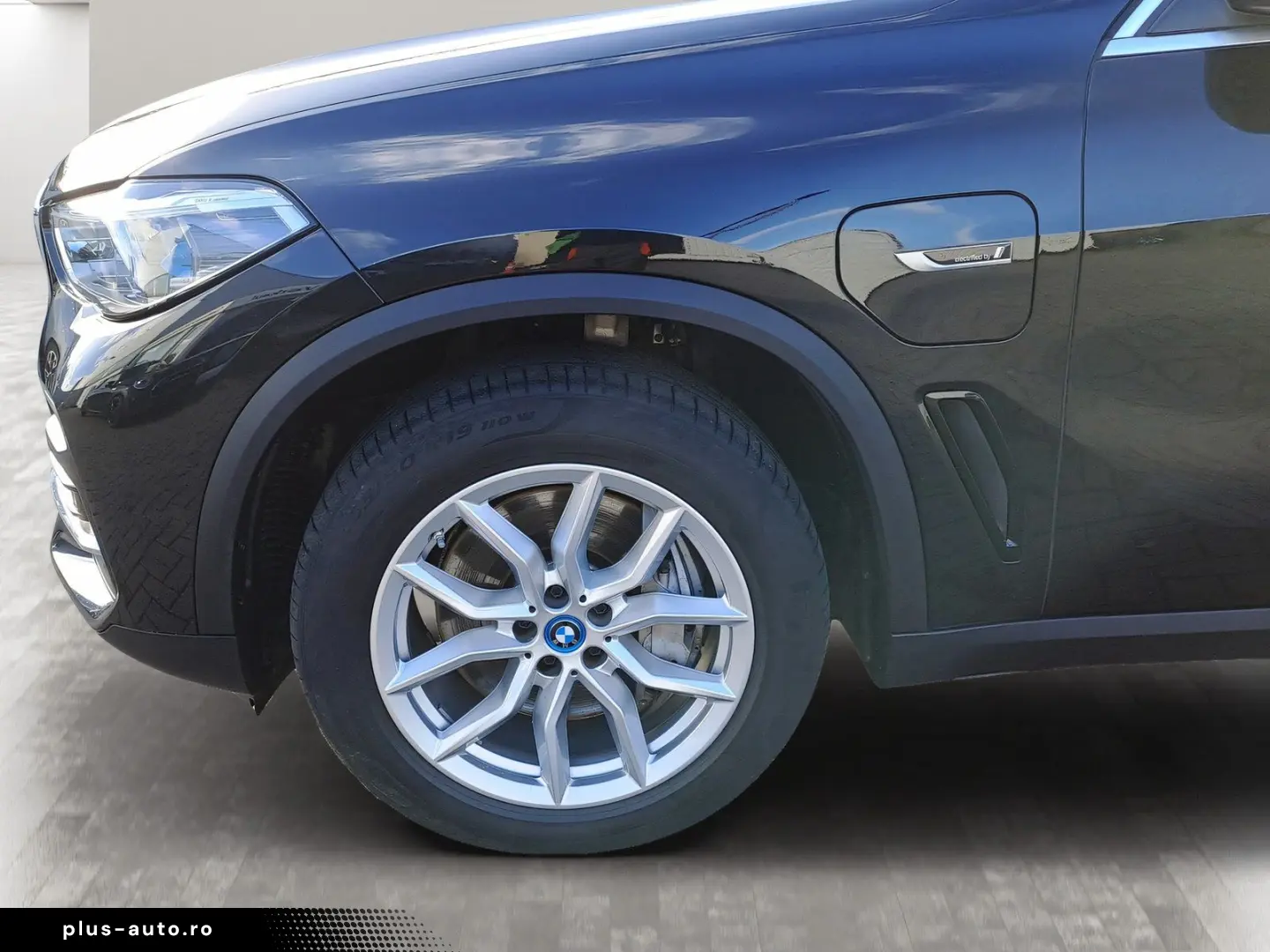 BMW X5 xDrive45e AHK LiveCockpitProf Head-Up Laser