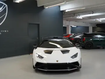 LAMBORGHINI Huracán STO Warranty