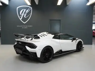 LAMBORGHINI Huracán STO Warranty