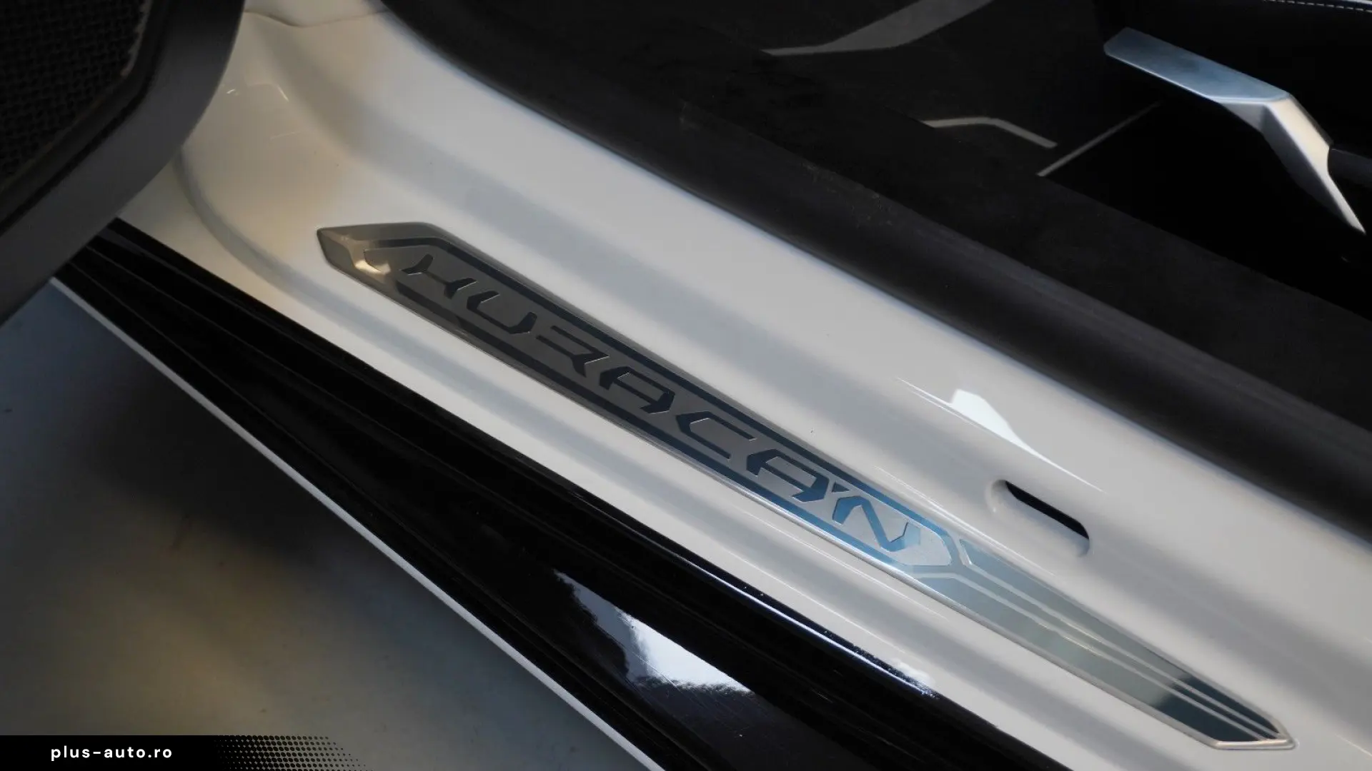 LAMBORGHINI Huracán STO Warranty