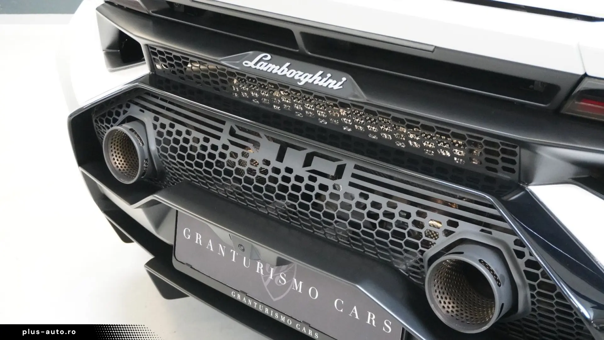 LAMBORGHINI Huracán STO Warranty