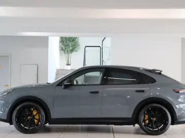 PORSCHE Cayenne Coupe Turbo GT Bose Carb. Keramik