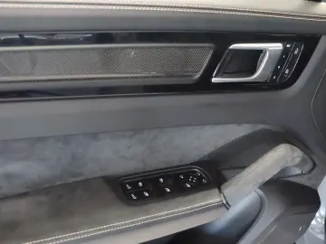 PORSCHE Cayenne Coupe Turbo GT Bose Carb. Keramik
