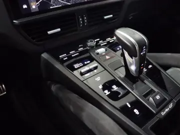 PORSCHE Cayenne Coupe Turbo GT Bose Carb. Keramik