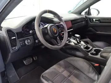 PORSCHE Cayenne Coupe Turbo GT Bose Carb. Keramik