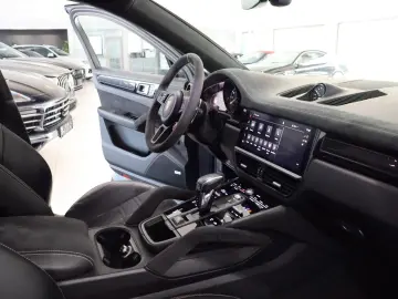 PORSCHE Cayenne Coupe Turbo GT Bose Carb. Keramik