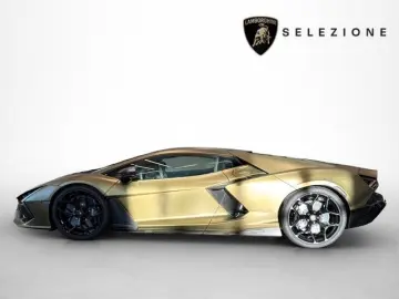 LAMBORGHINI Revuelto 6.5 V12 HPEV