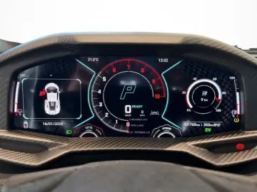 LAMBORGHINI Revuelto 6.5 V12 HPEV