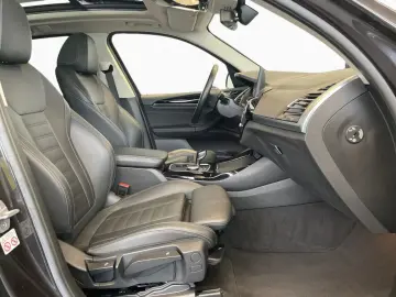 BMW X3 xDrive20dA