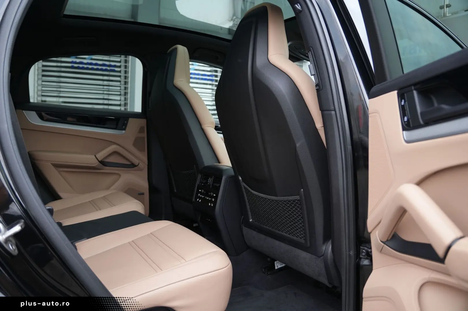 PORSCHE E-Hybrid Coupé ACC-PANO-BOSE-22TURBO-LEDER BEIGE