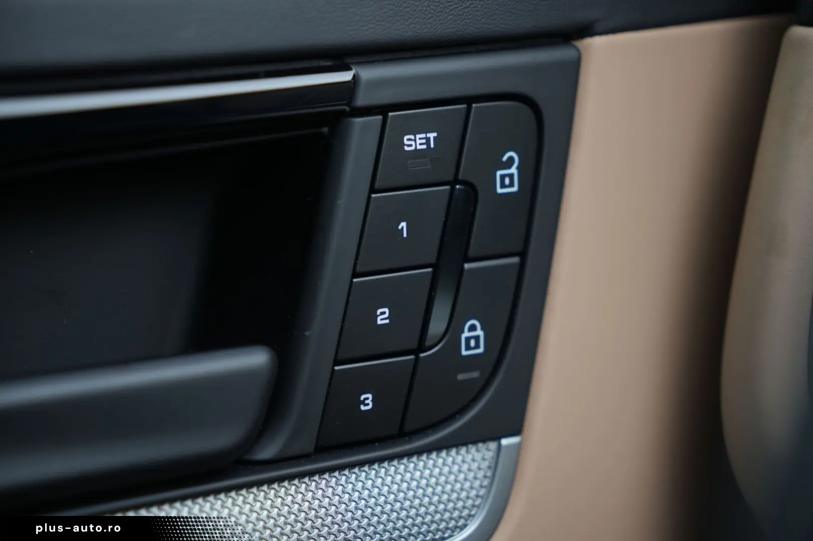 PORSCHE E-Hybrid Coupé ACC-PANO-BOSE-22TURBO-LEDER BEIGE