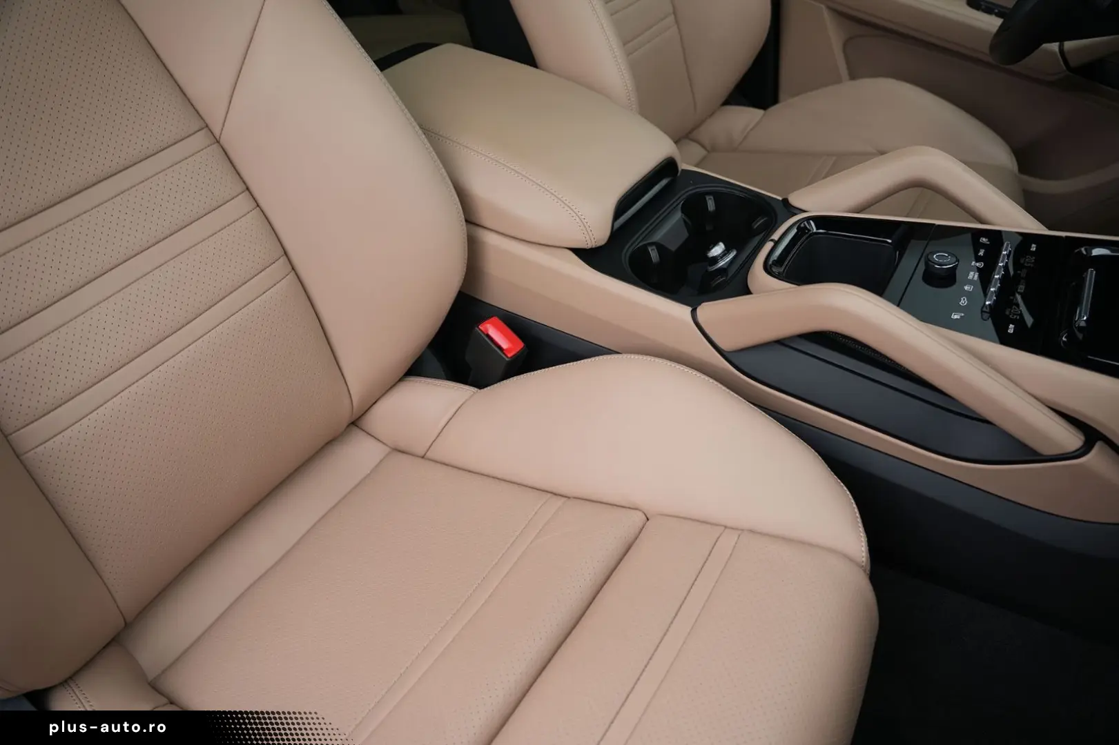 PORSCHE E-Hybrid Coupé ACC-PANO-BOSE-22TURBO-LEDER BEIGE