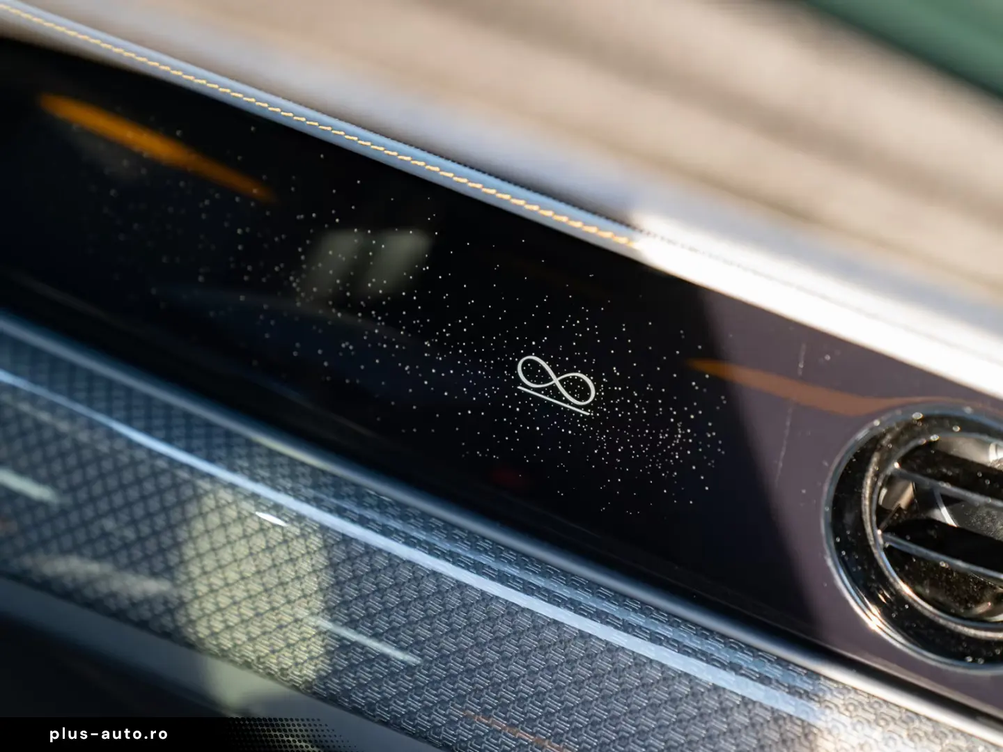 Rolls-Royce Ghost Black Badge