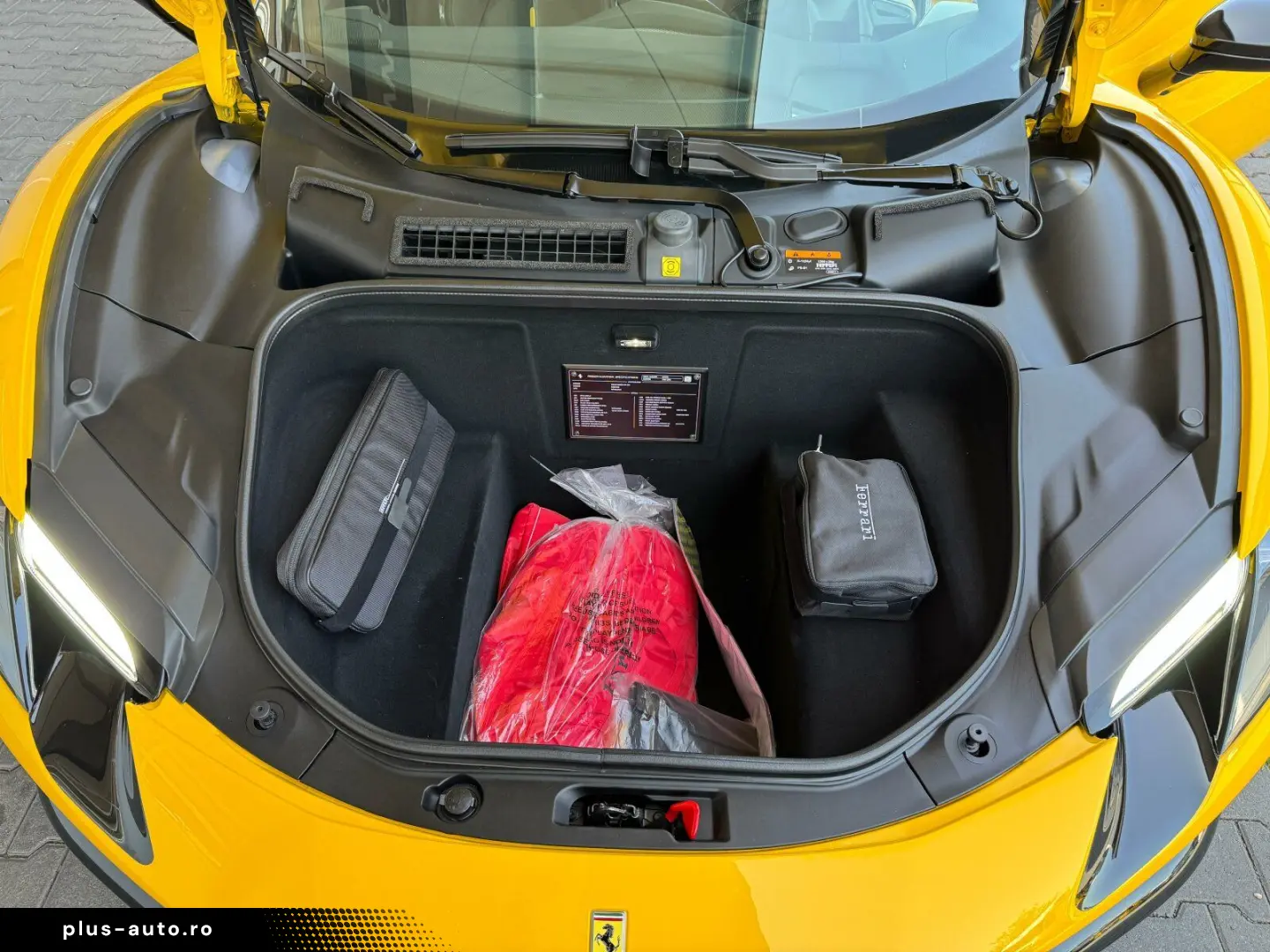 FERRARI 296 GTB Coupe