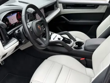 PORSCHE Cayenne S SPORTABGAS BOSE 22 EXCLUSIVE PANORAMA