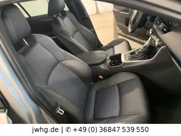 TOYOTA RAV4 Hybrid Style LED  19  ACC 360Kamera Leder