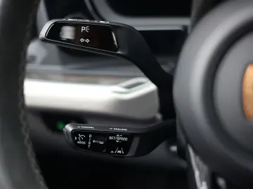 PORSCHE Cayenne E-Hybrid   PTS - Manufaktur