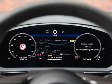 PORSCHE Cayenne E-Hybrid   PTS - Manufaktur