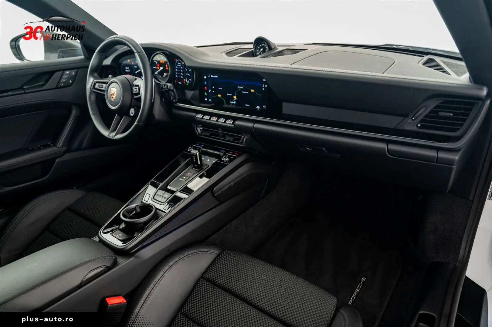 PORSCHE 992 Carrera T Matrix Pano 18-Wege Approved 06.28