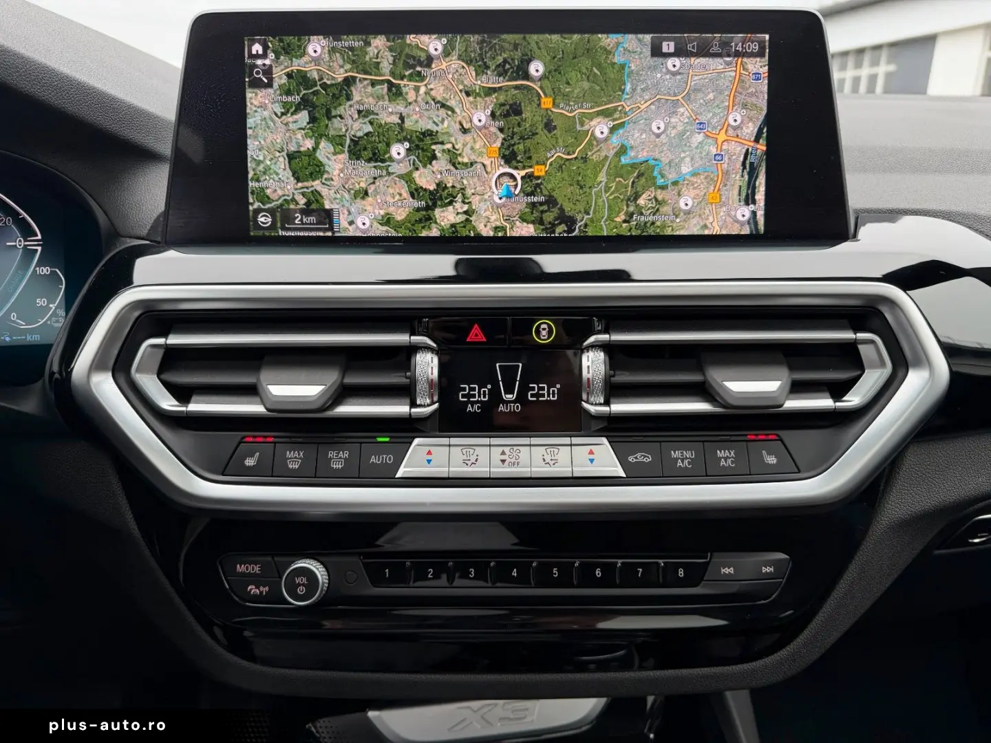 BMW X3 xDr30e xLine PANO Laser HUD Leder KeyGO 4xSHZ