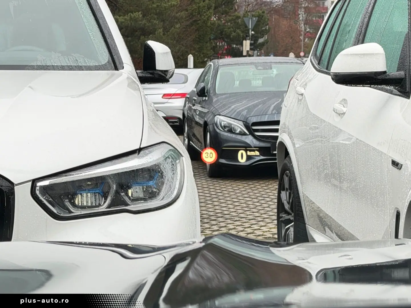 BMW X3 xDr30e xLine PANO Laser HUD Leder KeyGO 4xSHZ