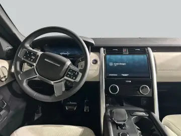 LAND ROVER Discovery D250 Dynamic SE