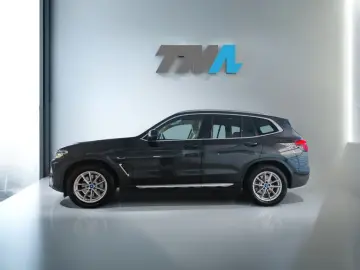 BMW X3 xDrive 30e PANO el.Sportsitz Memory LEDER