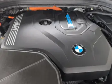 BMW X3 xDrive30e AHK LiveCockpitProf Head-Up Laser