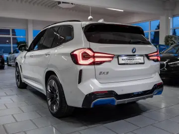 BMW X3 Impressive FACEL. PANO HUD 360  LED ACC NAVI