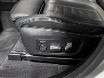 BMW X3 Impressive FACEL. PANO HUD 360  LED ACC NAVI