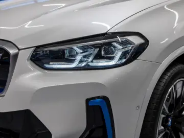 BMW X3 Impressive FACEL. PANO HUD 360  LED ACC NAVI