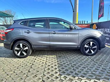 Nissan Qashqai 1 5 dCi  Acenta  2014