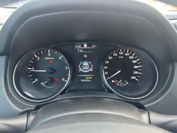 Nissan Qashqai 1 5 dCi  Acenta  2014