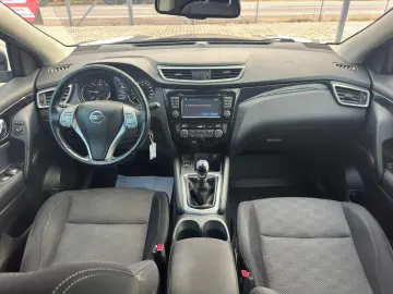Nissan Qashqai 1 5 dCi  Acenta  2014