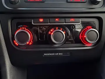 2012 VW Golf Variant 1 6 TDI  Trendline