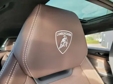 LAMBORGHINI Urus  S  4.0BiTurbo V8 HUD 23 ALU 360&ap&hellip;