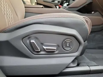 LAMBORGHINI Urus  S  4.0BiTurbo V8 HUD 23 ALU 360&ap&hellip;