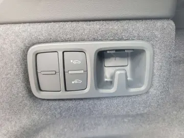 LAMBORGHINI Urus  S  4.0BiTurbo V8 HUD 23 ALU 360&ap&hellip;