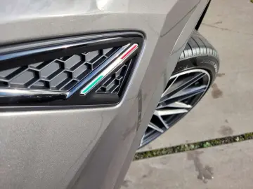 LAMBORGHINI Urus  S  4.0BiTurbo V8 HUD 23 ALU 360&ap&hellip;