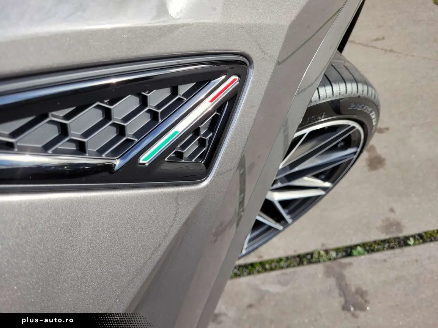 LAMBORGHINI Urus  S  4.0BiTurbo V8 HUD 23 ALU 360&ap&hellip;