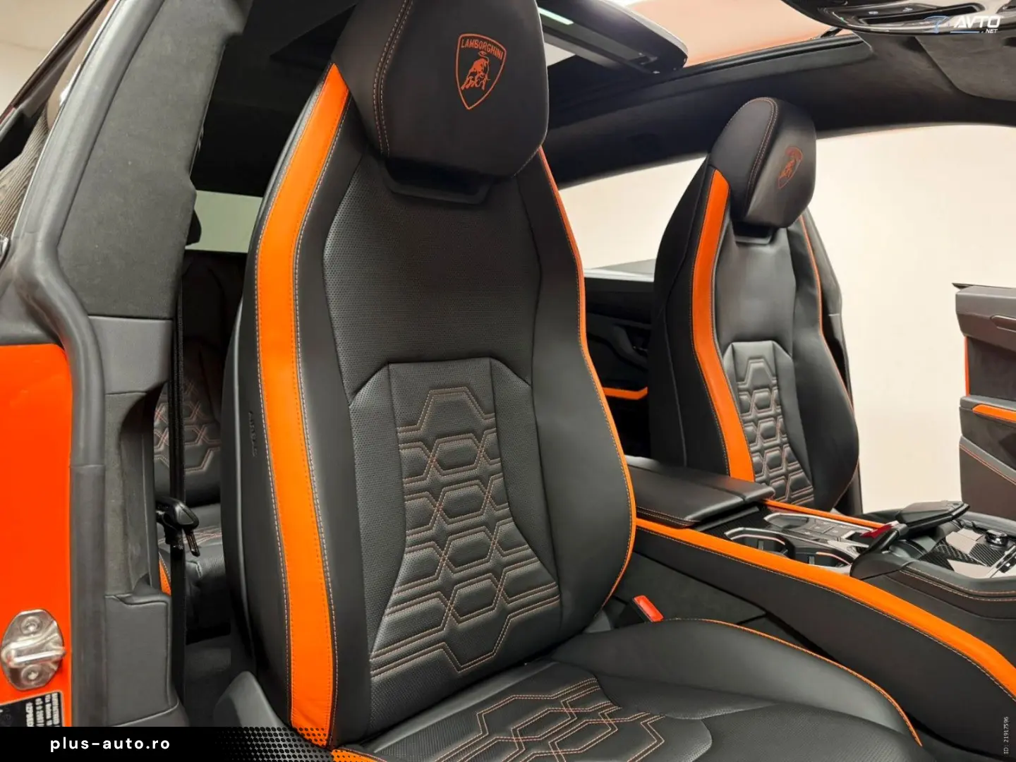 LAMBORGHINI URUS SE-800HP-COOL-SEAT-PANO-NIGHT-V-BANG-SOFT-C