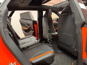 LAMBORGHINI URUS SE-800HP-COOL-SEAT-PANO-NIGHT-V-BANG-SOFT-C