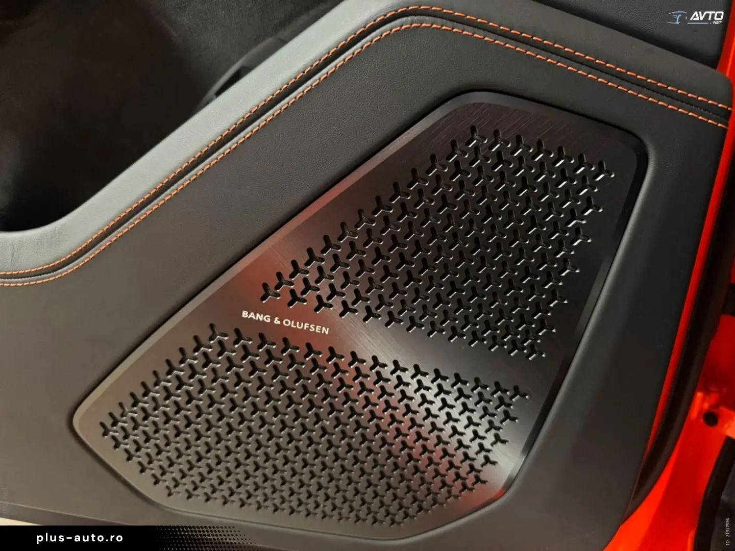 LAMBORGHINI URUS SE-800HP-COOL-SEAT-PANO-NIGHT-V-BANG-SOFT-C